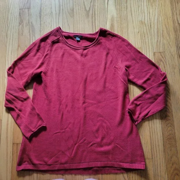 Eddie Bauer Women's Red Knit Sweater Size L Soft Cotton Blend Long Sleeves Class - Picture 3 of 7